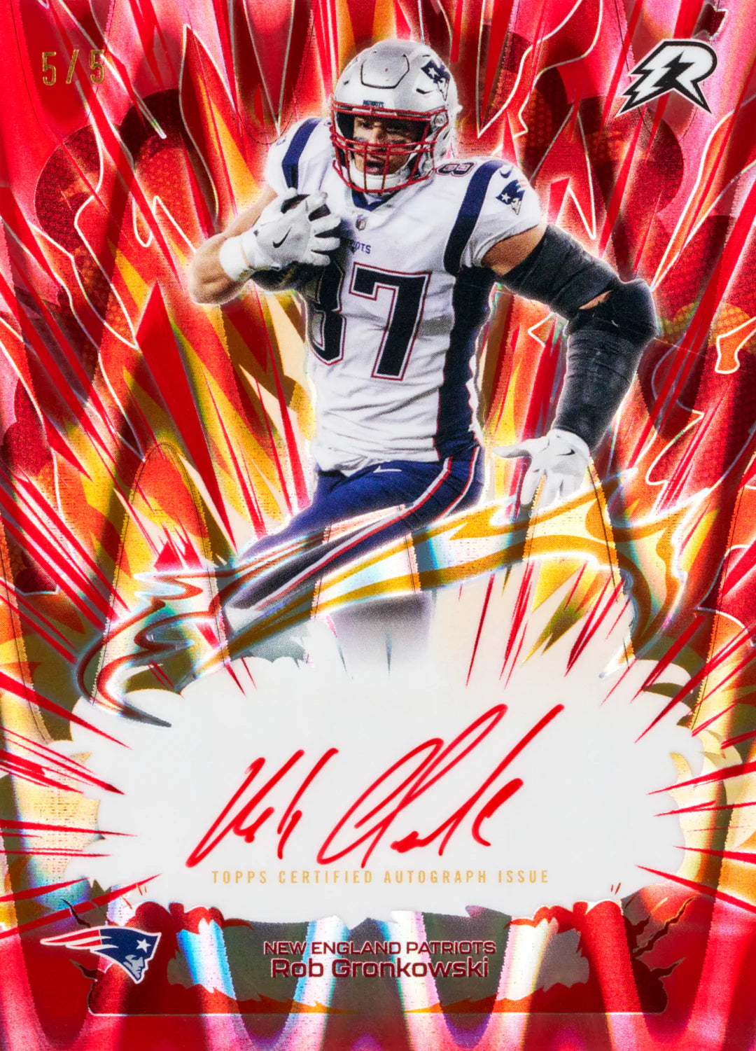 Topps Resurgence NFL Value Box 2025