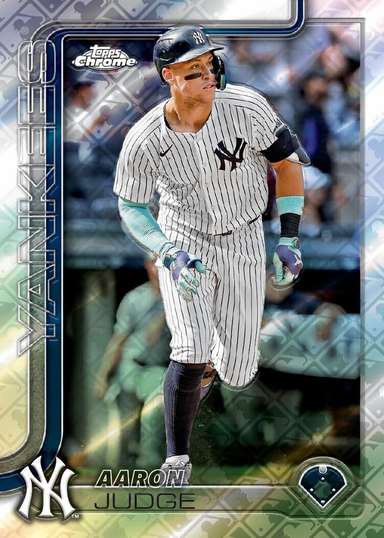 Topps Chrome Baseball MLB Logofractor Box 2025